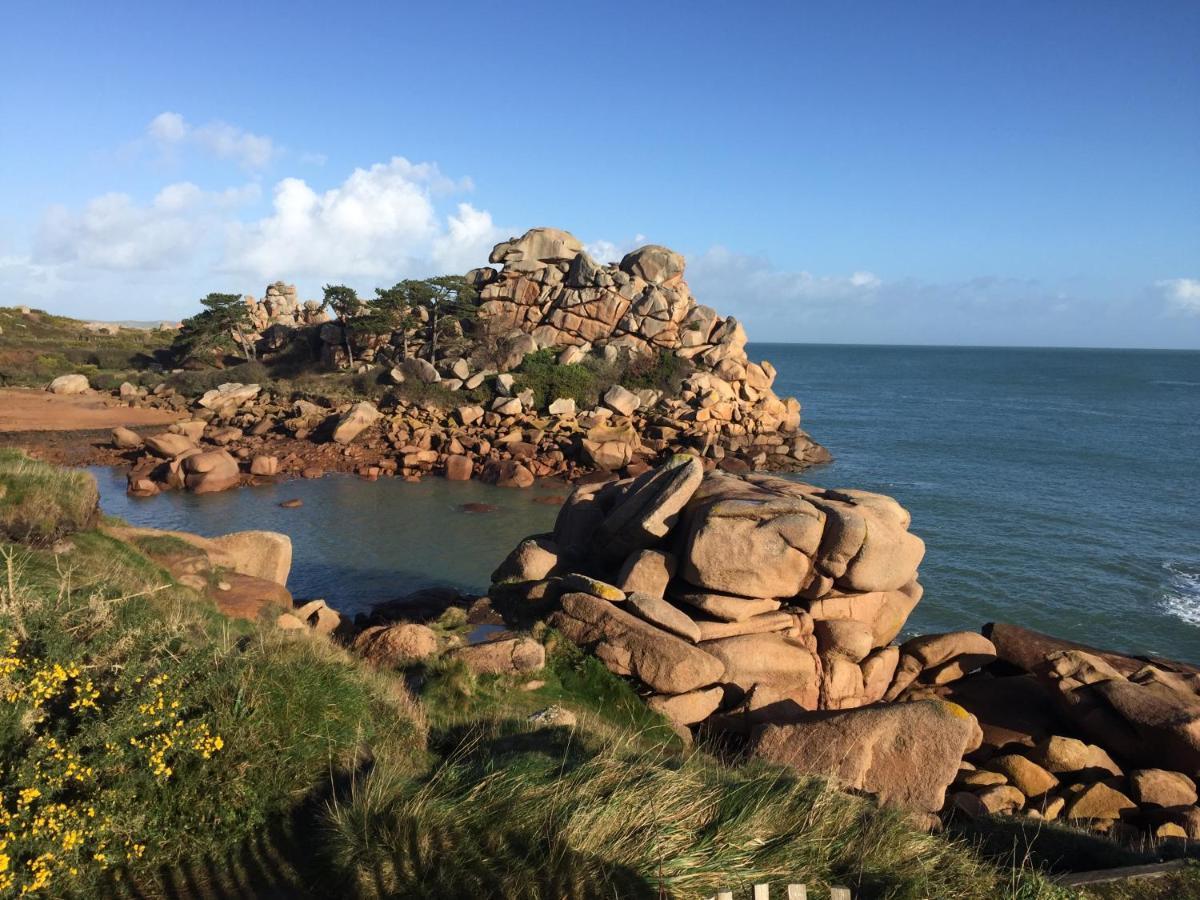 Les Pieds Dans L'eau Au Port De Ploumanac'h Appartement